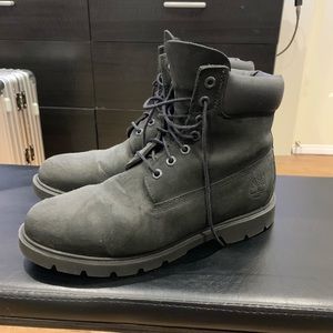 Timberland 6 Inch Boot - Black - Size 8.5